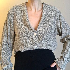 Vintage Silk Snakeskin Button up Blouse Size 6